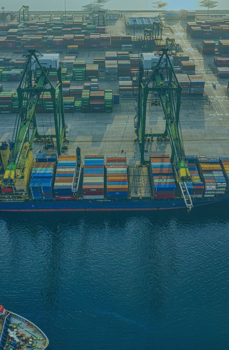 Transport morski pełnokontenerowy