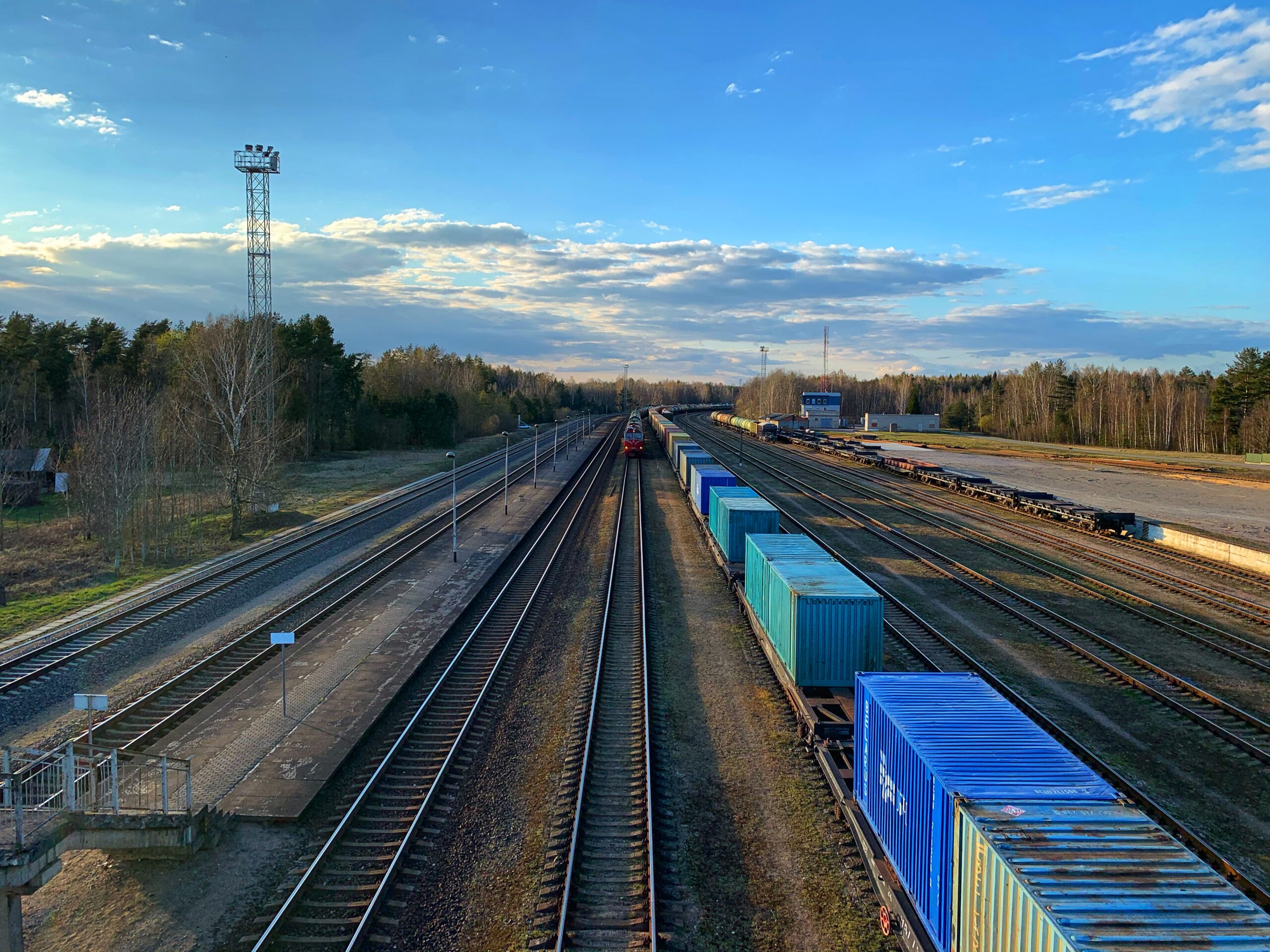 Transport Kolejowy Drobnicowy I Pe nokontenerowy Z Chin